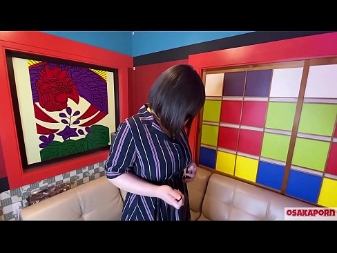 ❤️ Drăguță japoneză cu sâni mari se masturbează cu jucării sexuale și are un orgasm. Ea vorbește într-un interviu despre experiența ei de futut. Țâțe uriașe și păsărica păroasă gemând tare. Osakaporn at ro.eggporncomics.ru ❌