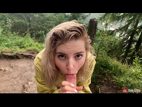 ❤️ Fata înghite spermă după o felație în public - Eva Elfi at ro.eggporncomics.ru ❌